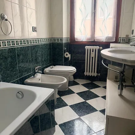 Daire Iris Viola Bagno a Ripoli